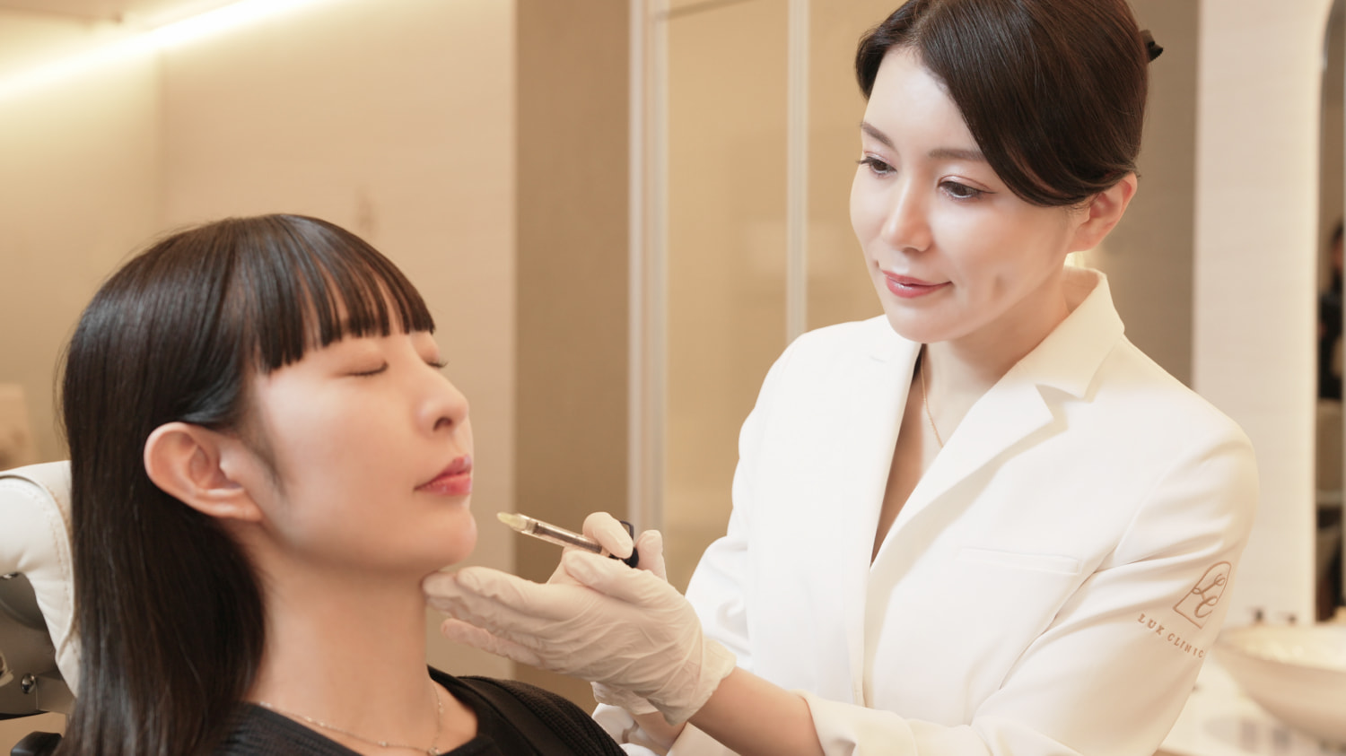 奥村医師によるヒアルロン酸施術